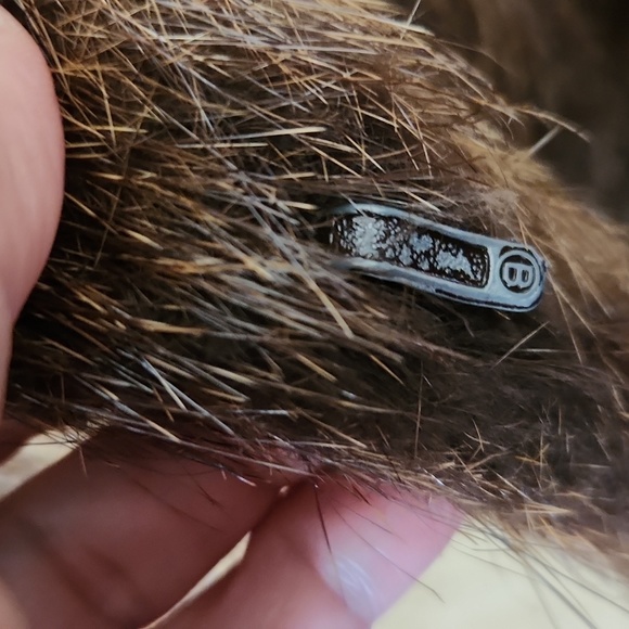 Coyote long fur coat - Picture 5 of 10